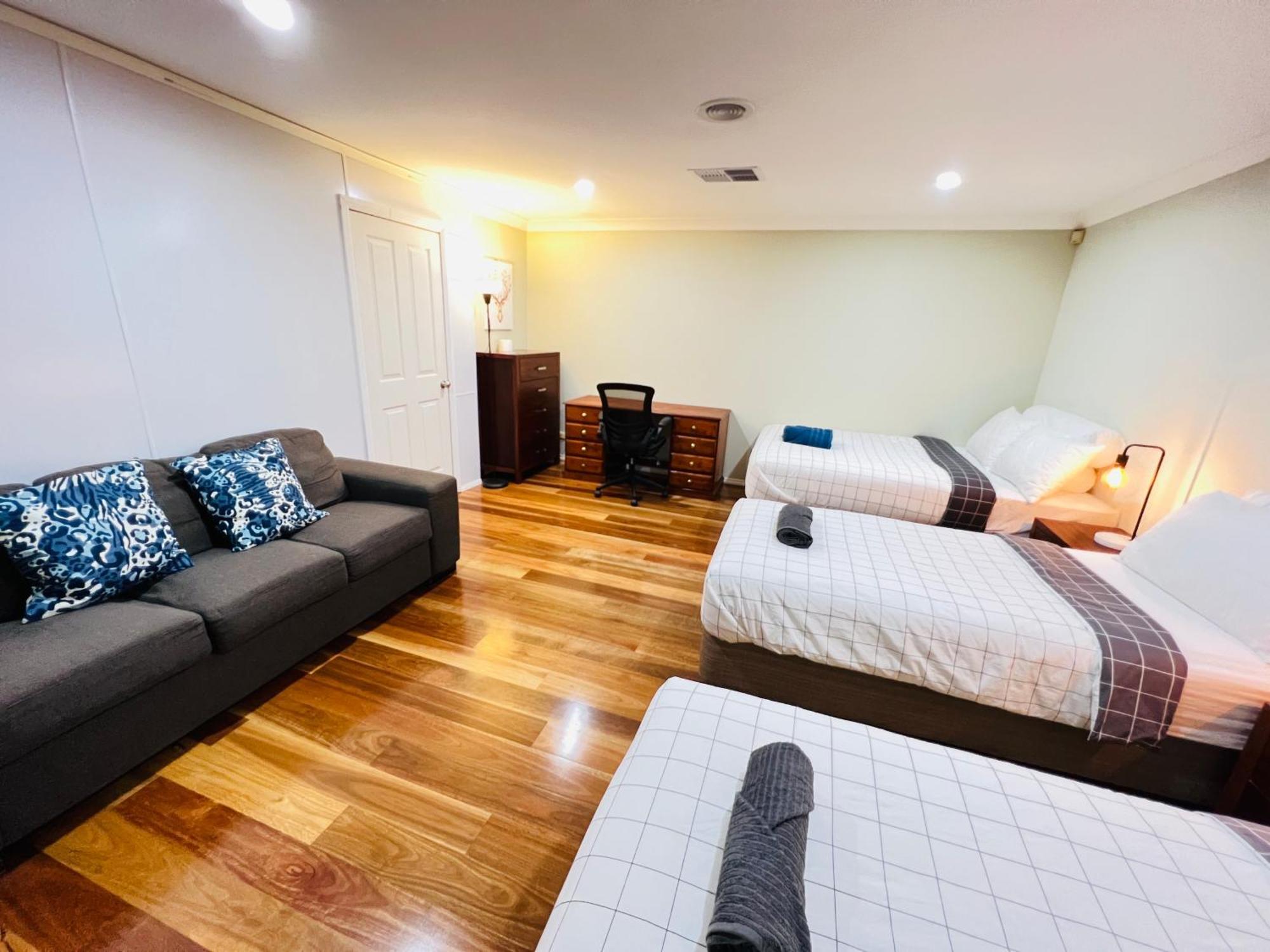 Spacious 6 Bedroom Holiday Home 15 Min Away From Melbourne Airport Sydenham Exteriér fotografie