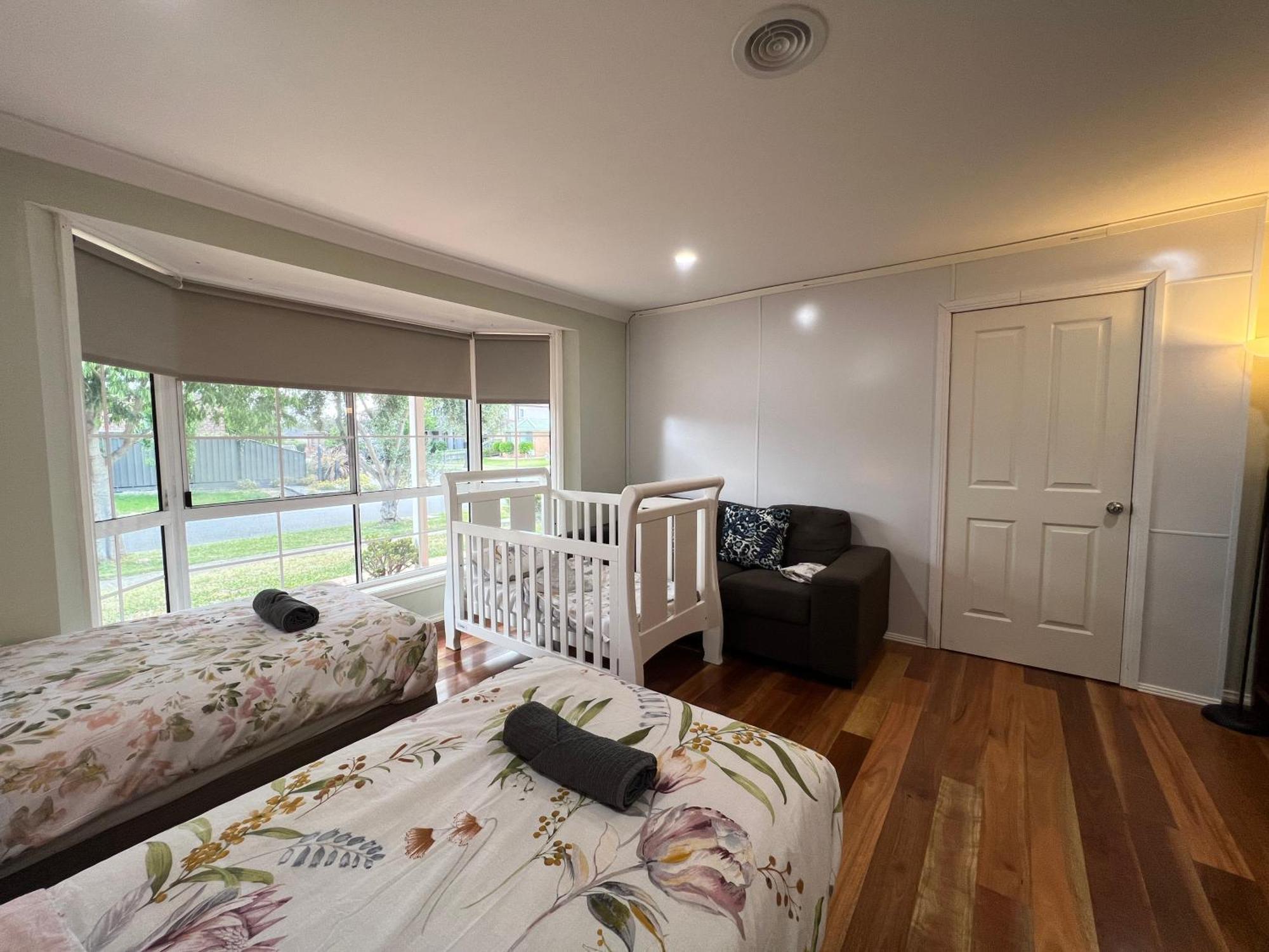 Spacious 6 Bedroom Holiday Home 15 Min Away From Melbourne Airport Sydenham Exteriér fotografie