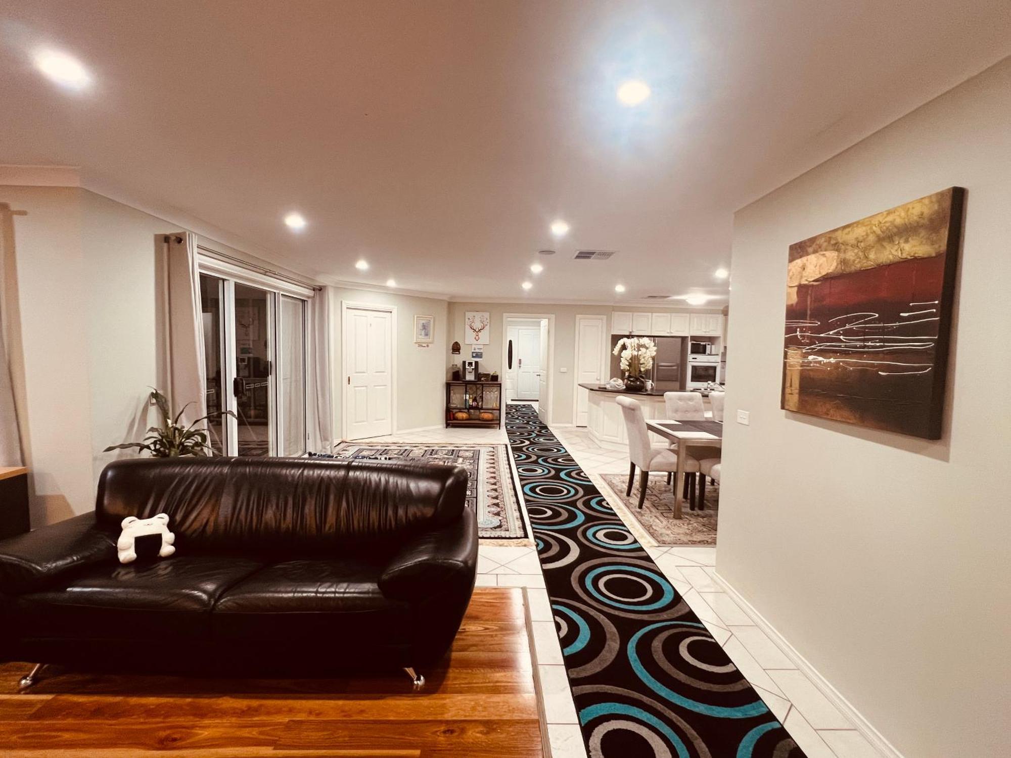Spacious 6 Bedroom Holiday Home 15 Min Away From Melbourne Airport Sydenham Exteriér fotografie