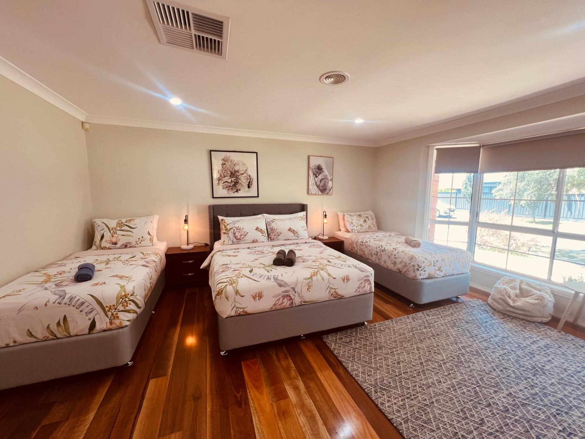 Spacious 6 Bedroom Holiday Home 15 Min Away From Melbourne Airport Sydenham Exteriér fotografie